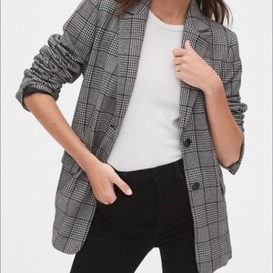 Gap Modern black and white plaid blazer, size 4